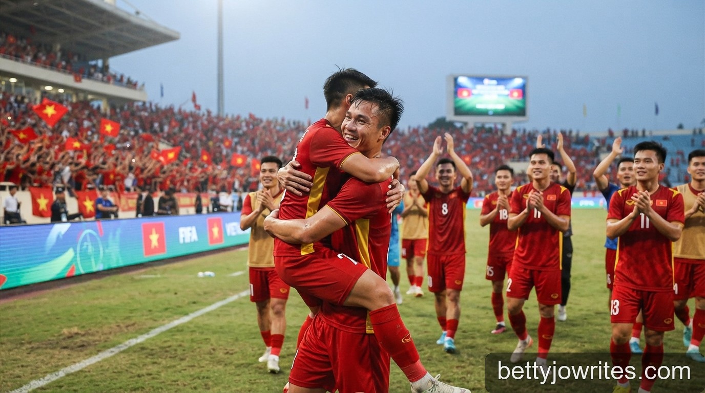 Bảng xếp hạng FIFA tháng 9/2026: Việt Nam giữ vững vị trí trong Top 100 - 2